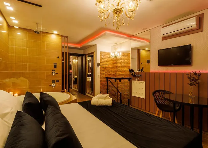 Hotel del amor Medieval - Porto Alegre-rs Porto Alegre